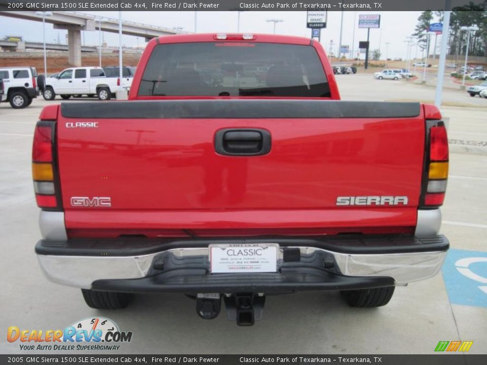 2005 GMC Sierra 1500 SLE Extended Cab 4x4 Fire Red / Dark Pewter Photo #6