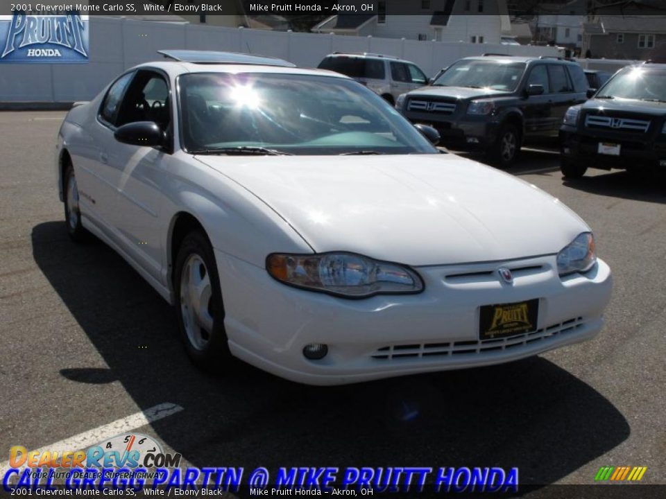 2001 Chevrolet Monte Carlo SS White / Ebony Black Photo #5