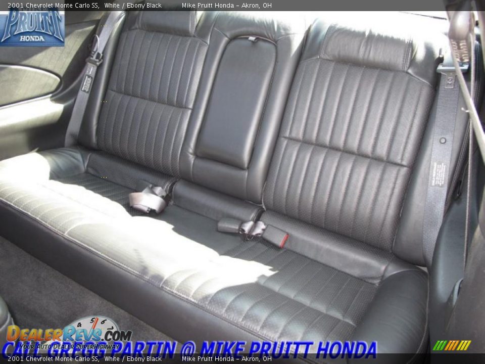 2001 Chevrolet Monte Carlo SS White / Ebony Black Photo #13