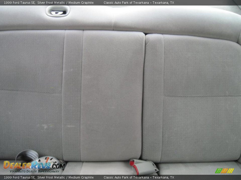 1999 Ford Taurus SE Silver Frost Metallic / Medium Graphite Photo #7