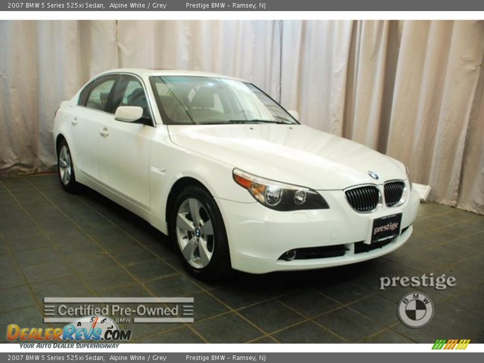 2007 BMW 5 Series 525xi Sedan Alpine White / Grey Photo #10