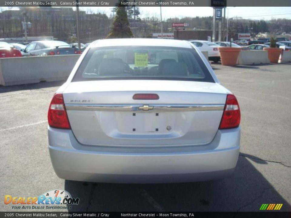 2005 Chevrolet Malibu Sedan Galaxy Silver Metallic / Gray Photo #4