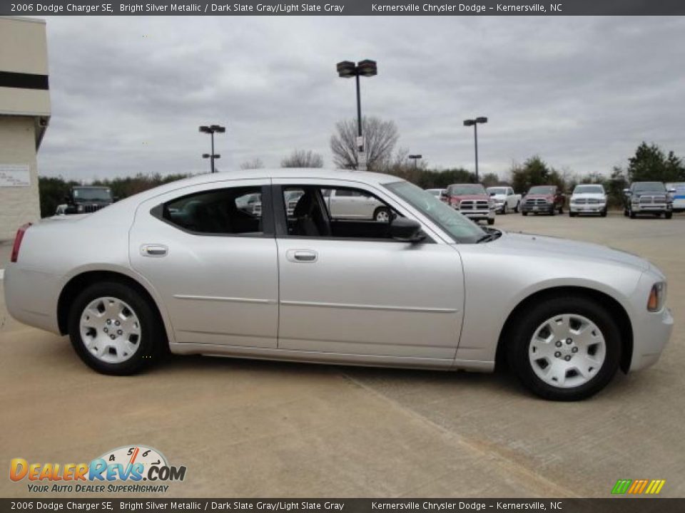 2006 Dodge Charger SE Bright Silver Metallic / Dark Slate Gray/Light Slate Gray Photo #2