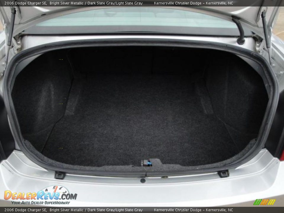 2006 Dodge Charger SE Bright Silver Metallic / Dark Slate Gray/Light Slate Gray Photo #18