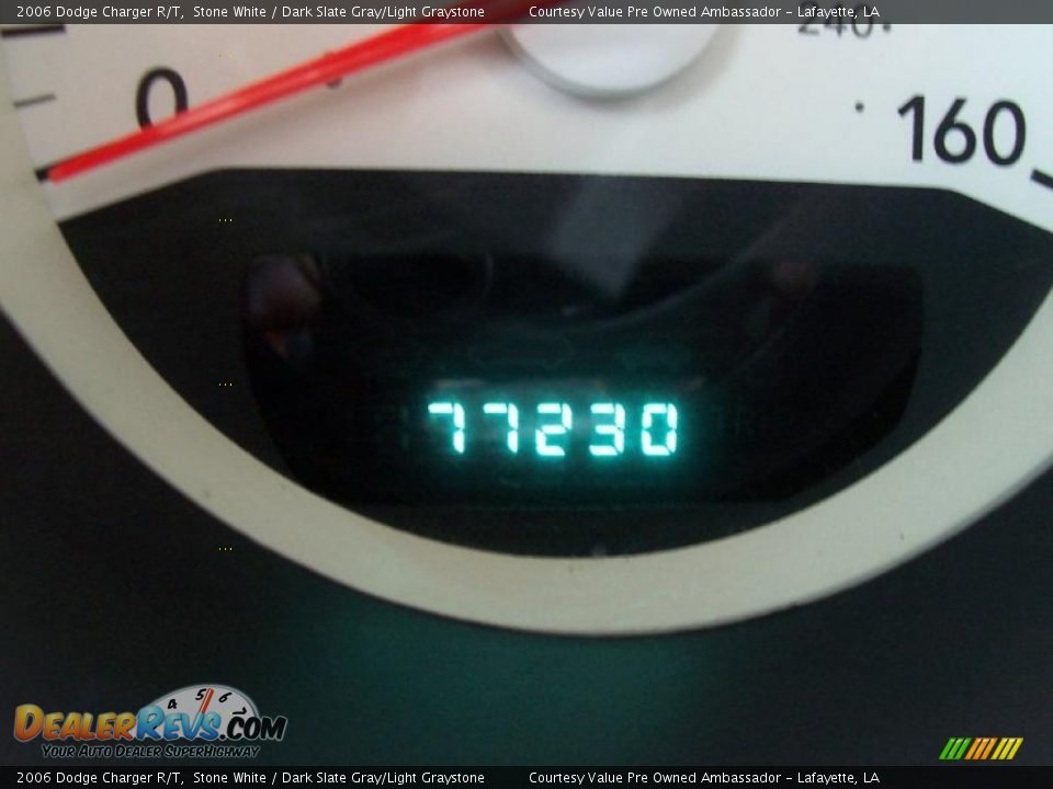 2006 Dodge Charger R/T Stone White / Dark Slate Gray/Light Graystone Photo #17