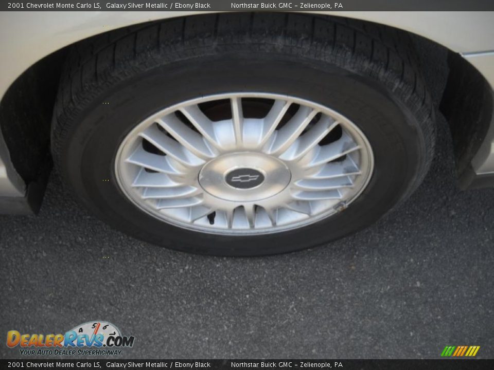 2001 Chevrolet Monte Carlo LS Galaxy Silver Metallic / Ebony Black Photo #12
