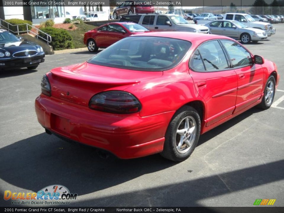 2001 Pontiac Grand Prix GT Sedan Bright Red / Graphite Photo #2