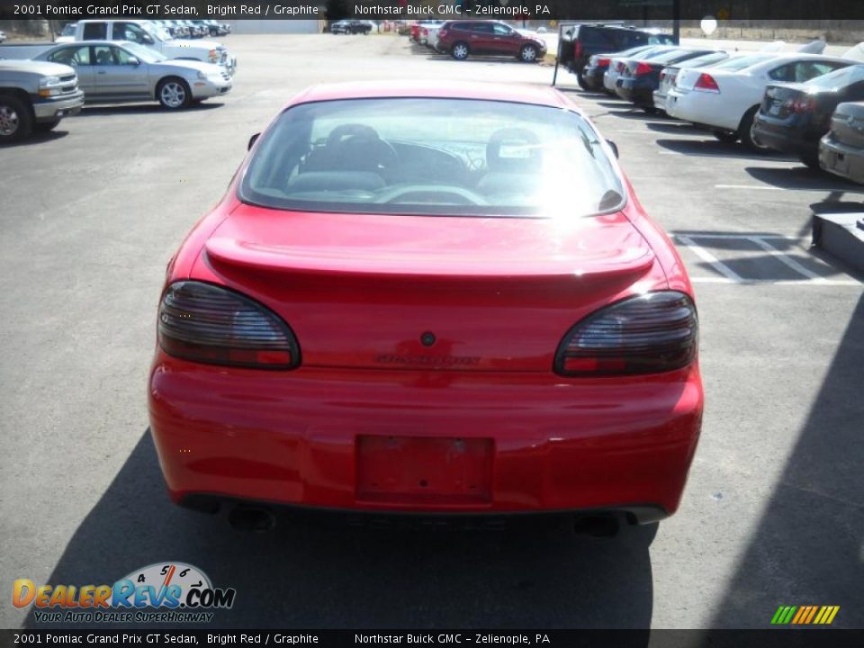 2001 Pontiac Grand Prix GT Sedan Bright Red / Graphite Photo #3