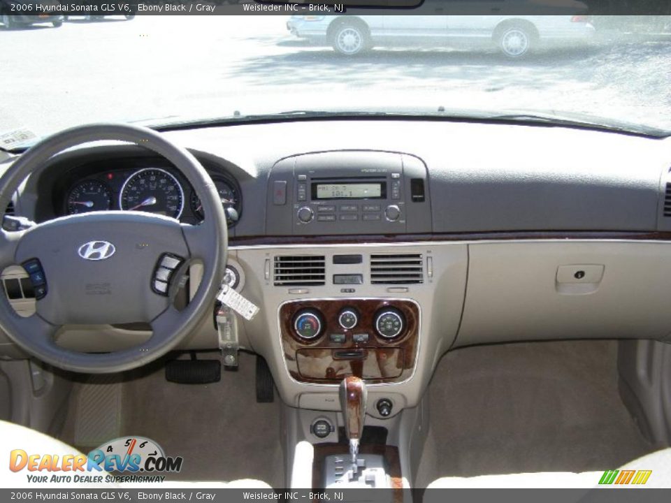 2006 Hyundai Sonata GLS V6 Ebony Black / Gray Photo #21