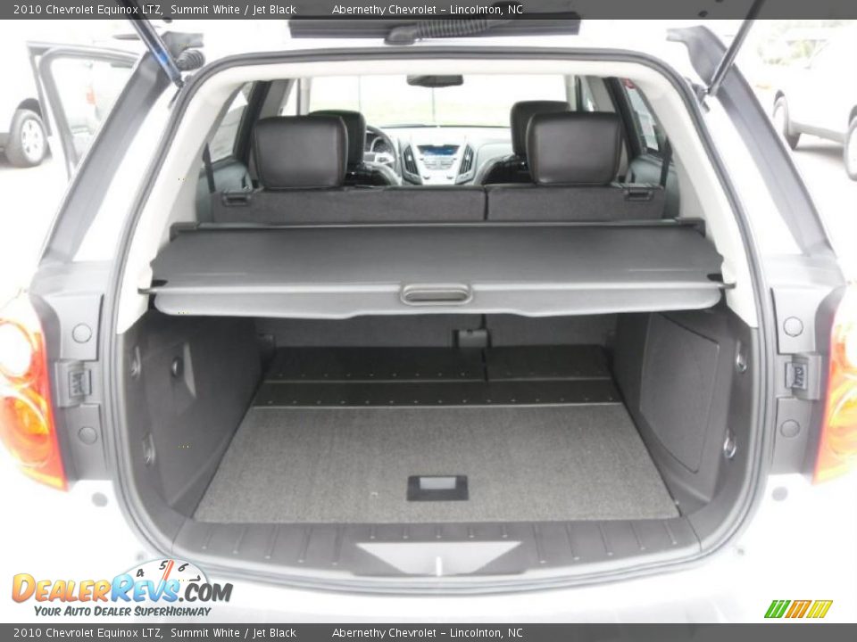 2010 Chevrolet Equinox LTZ Summit White / Jet Black Photo #16
