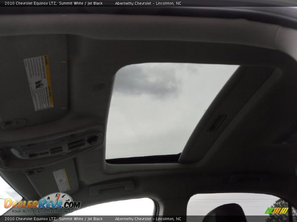 2010 Chevrolet Equinox LTZ Summit White / Jet Black Photo #26
