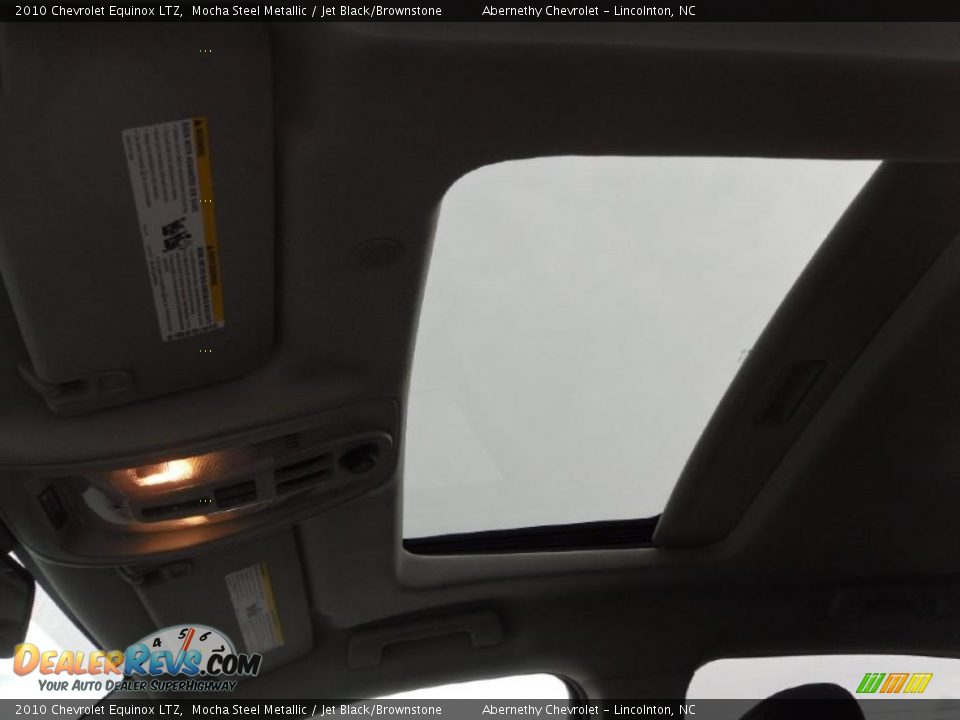2010 Chevrolet Equinox LTZ Mocha Steel Metallic / Jet Black/Brownstone Photo #28