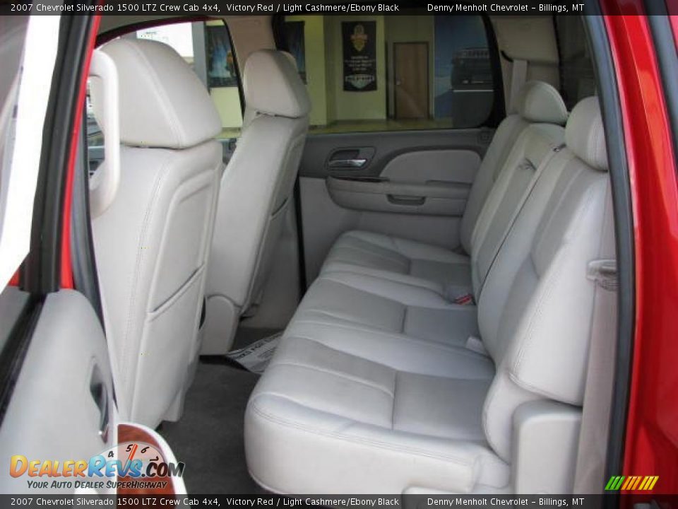 2007 Chevrolet Silverado 1500 LTZ Crew Cab 4x4 Victory Red / Light Cashmere/Ebony Black Photo #8