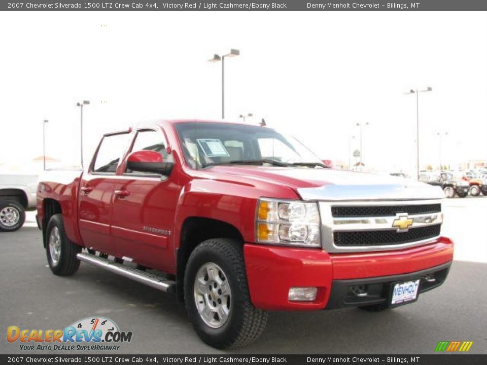 2007 Chevrolet Silverado 1500 LTZ Crew Cab 4x4 Victory Red / Light Cashmere/Ebony Black Photo #10