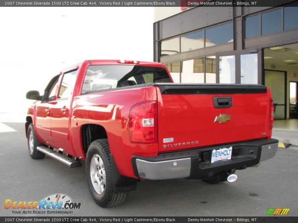 2007 Chevrolet Silverado 1500 LTZ Crew Cab 4x4 Victory Red / Light Cashmere/Ebony Black Photo #12