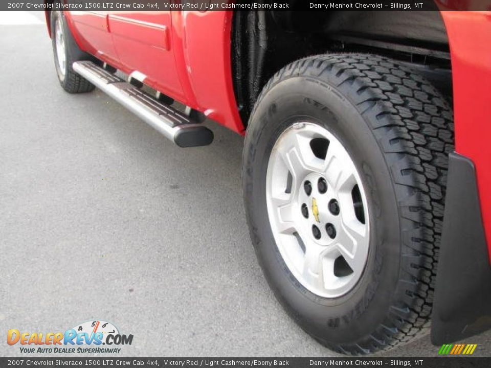 2007 Chevrolet Silverado 1500 LTZ Crew Cab 4x4 Victory Red / Light Cashmere/Ebony Black Photo #13