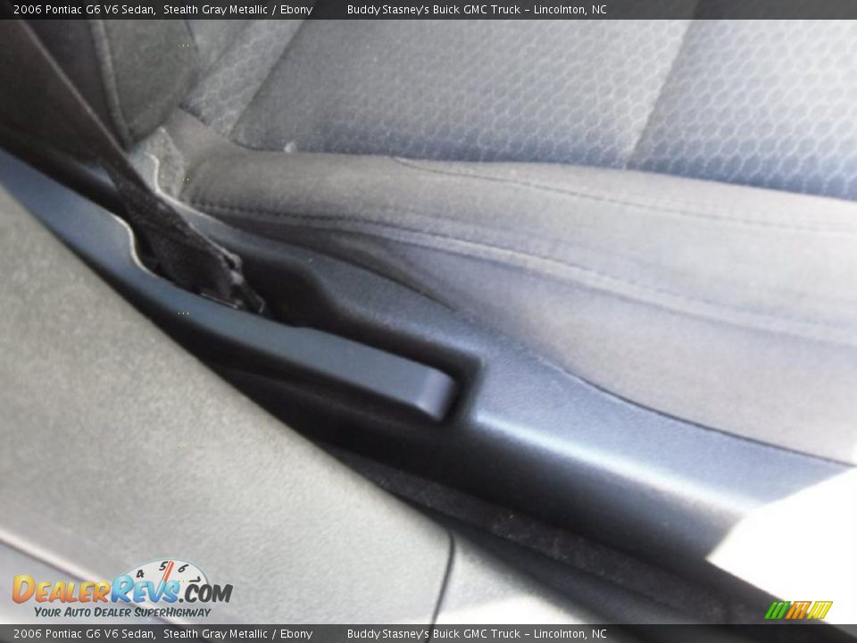 2006 Pontiac G6 V6 Sedan Stealth Gray Metallic / Ebony Photo #20