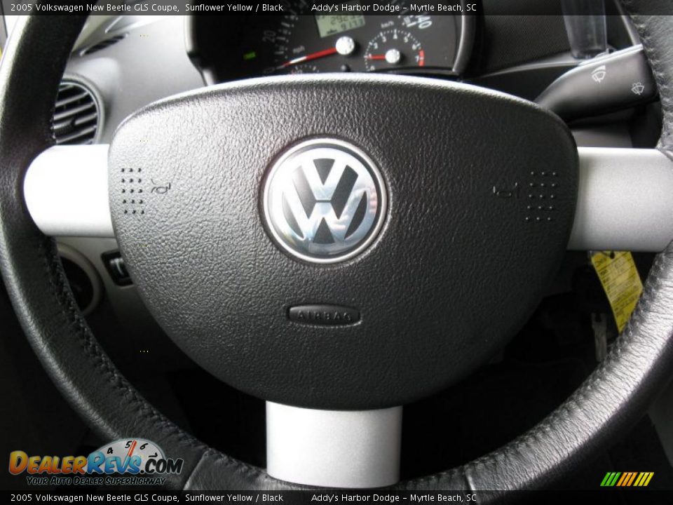 2005 Volkswagen New Beetle GLS Coupe Sunflower Yellow / Black Photo #19