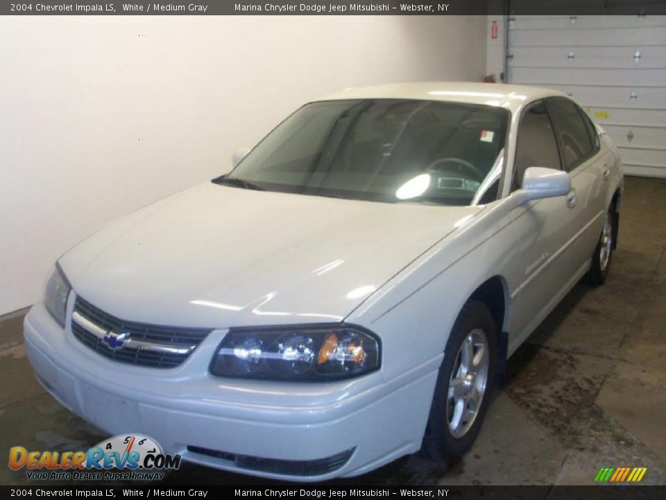 2004 Chevrolet Impala LS White / Medium Gray Photo #1