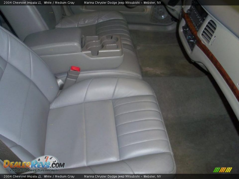 2004 Chevrolet Impala LS White / Medium Gray Photo #21