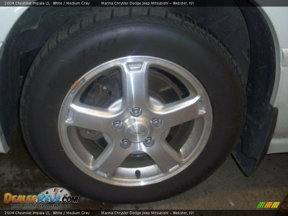 2004 Chevrolet Impala LS White / Medium Gray Photo #22