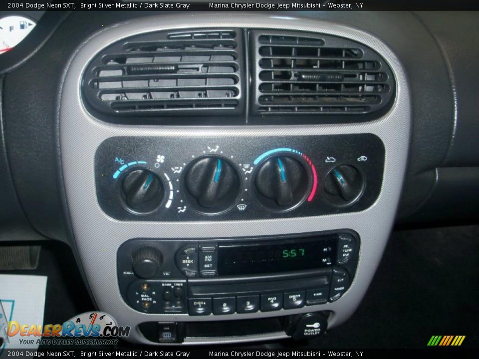 2004 Dodge Neon SXT Bright Silver Metallic / Dark Slate Gray Photo #4
