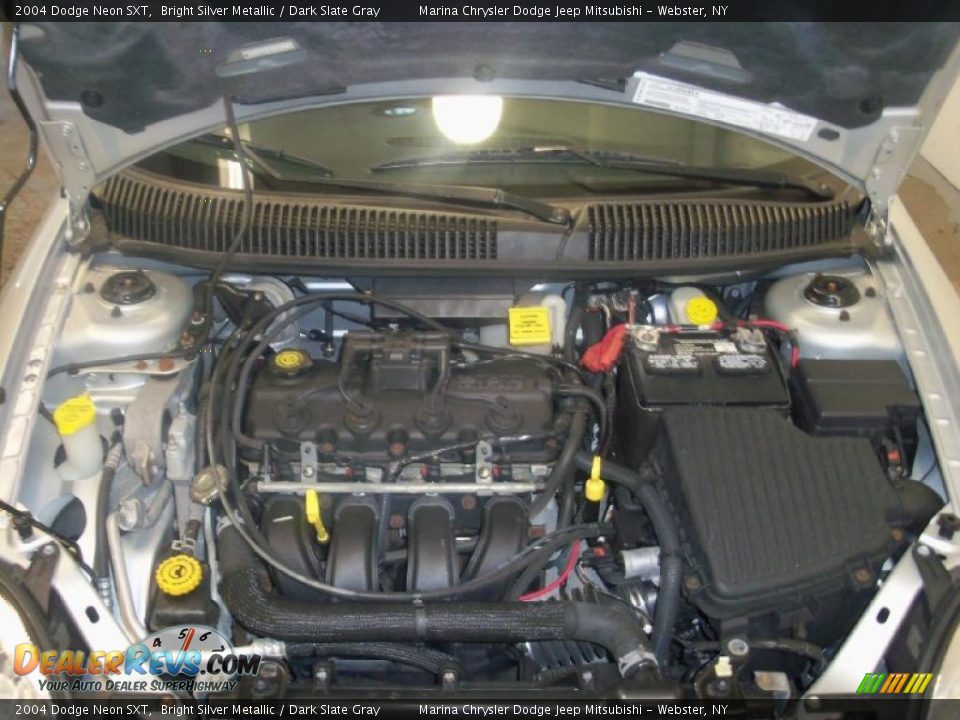 2004 Dodge Neon SXT Bright Silver Metallic / Dark Slate Gray Photo #11