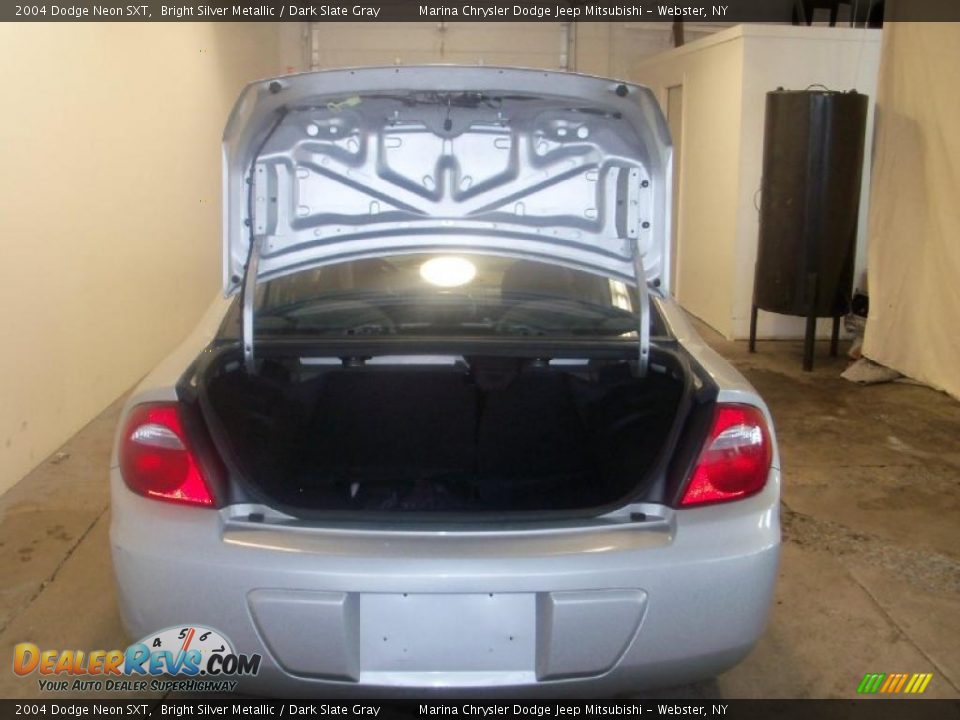2004 Dodge Neon SXT Bright Silver Metallic / Dark Slate Gray Photo #14