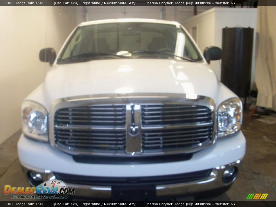 2007 Dodge Ram 1500 SLT Quad Cab 4x4 Bright White / Medium Slate Gray Photo #10