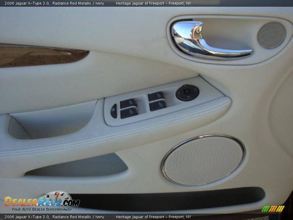 2006 Jaguar X-Type 3.0 Radiance Red Metallic / Ivory Photo #11