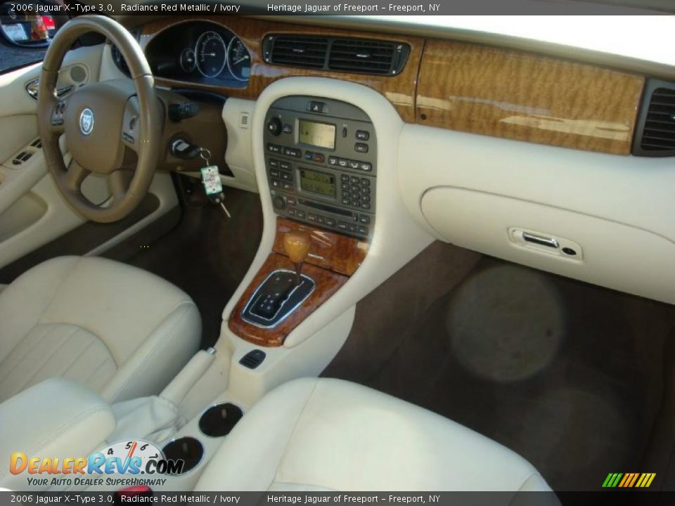 2006 Jaguar X-Type 3.0 Radiance Red Metallic / Ivory Photo #26