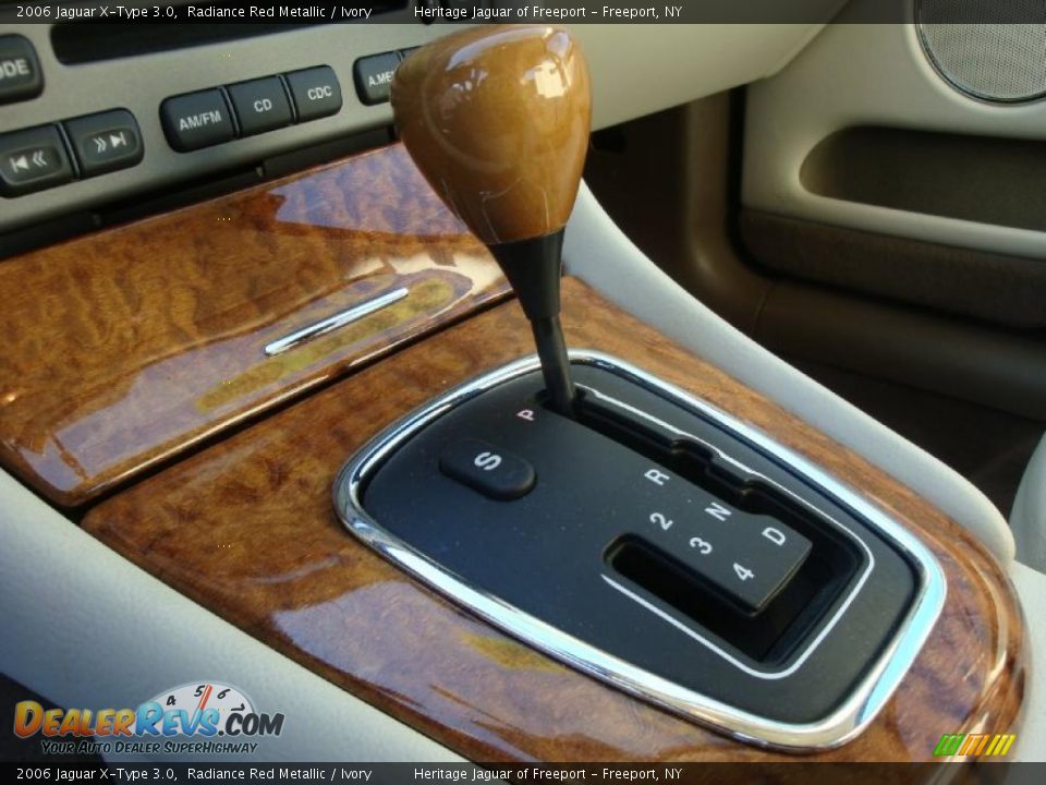 2006 Jaguar X-Type 3.0 Radiance Red Metallic / Ivory Photo #28