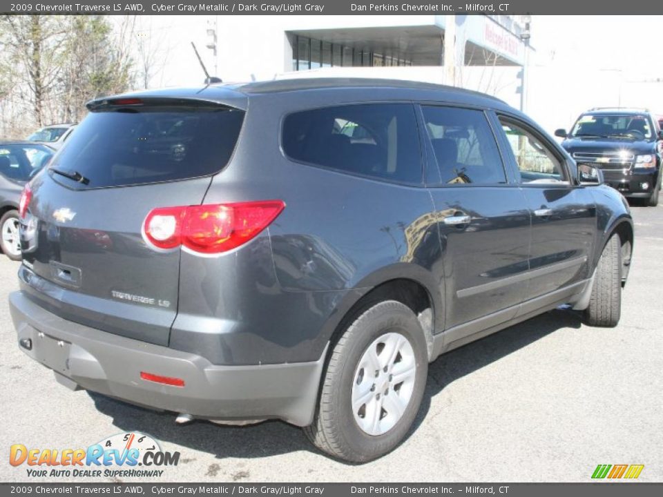 2009 Chevrolet Traverse LS AWD Cyber Gray Metallic / Dark Gray/Light Gray Photo #5