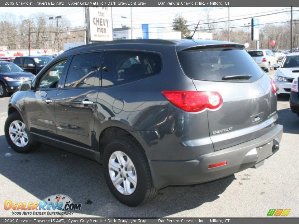 2009 Chevrolet Traverse LS AWD Cyber Gray Metallic / Dark Gray/Light Gray Photo #8