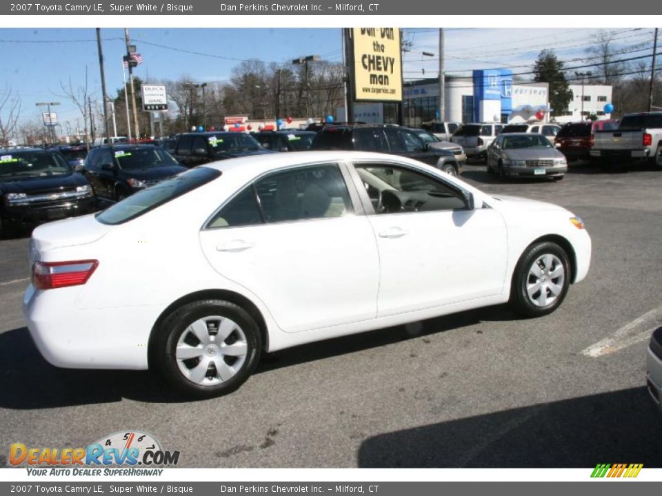 2007 Toyota Camry LE Super White / Bisque Photo #4