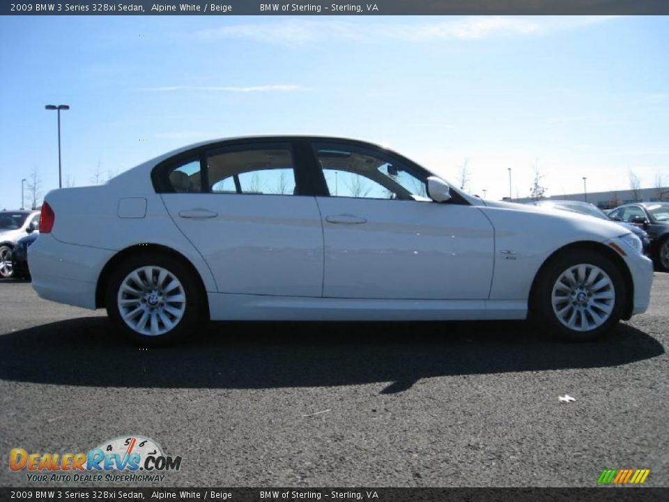 2009 BMW 3 Series 328xi Sedan Alpine White / Beige Photo #7