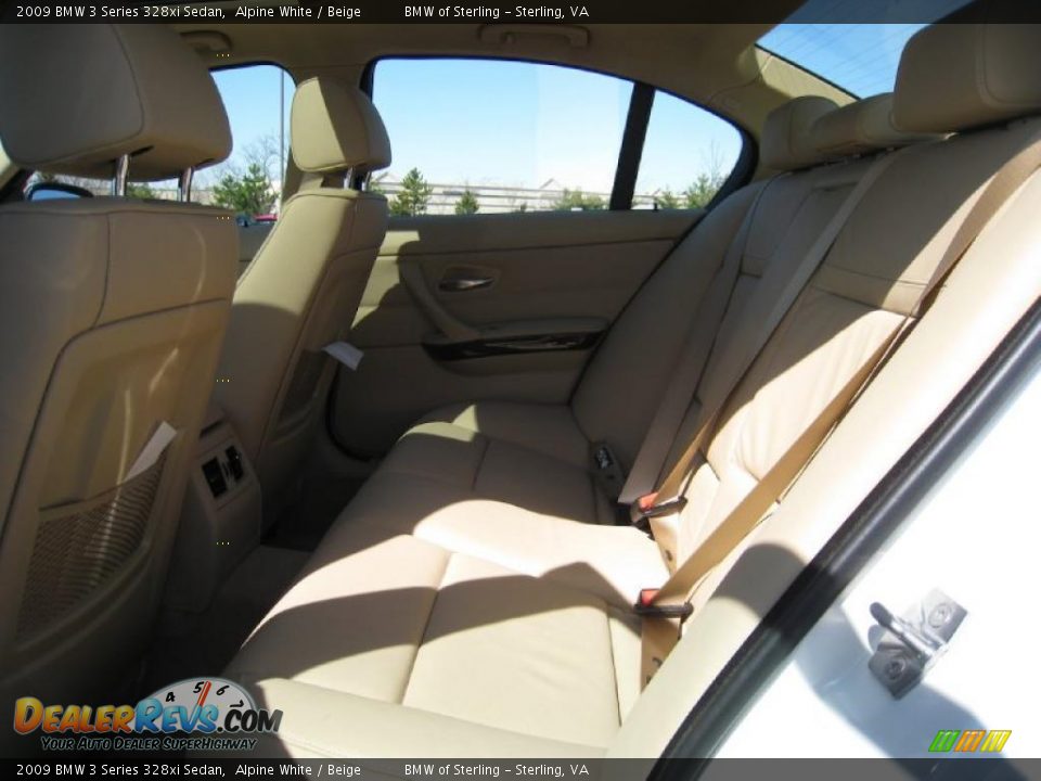 2009 BMW 3 Series 328xi Sedan Alpine White / Beige Photo #10