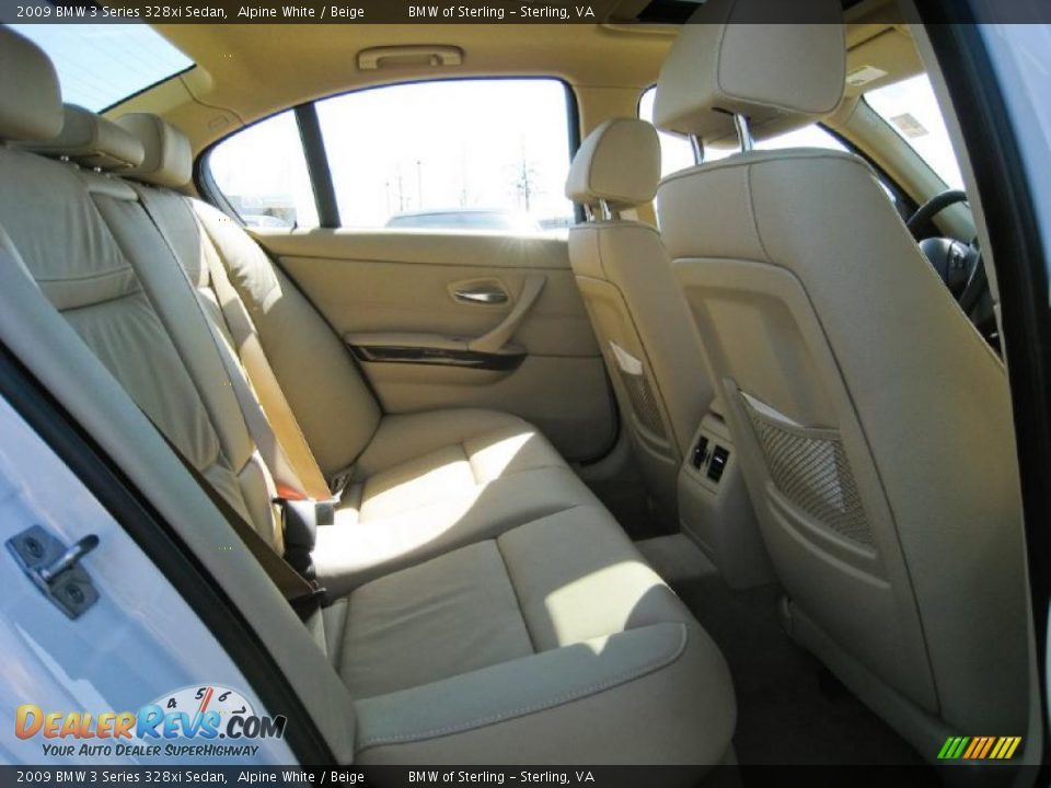 2009 BMW 3 Series 328xi Sedan Alpine White / Beige Photo #12