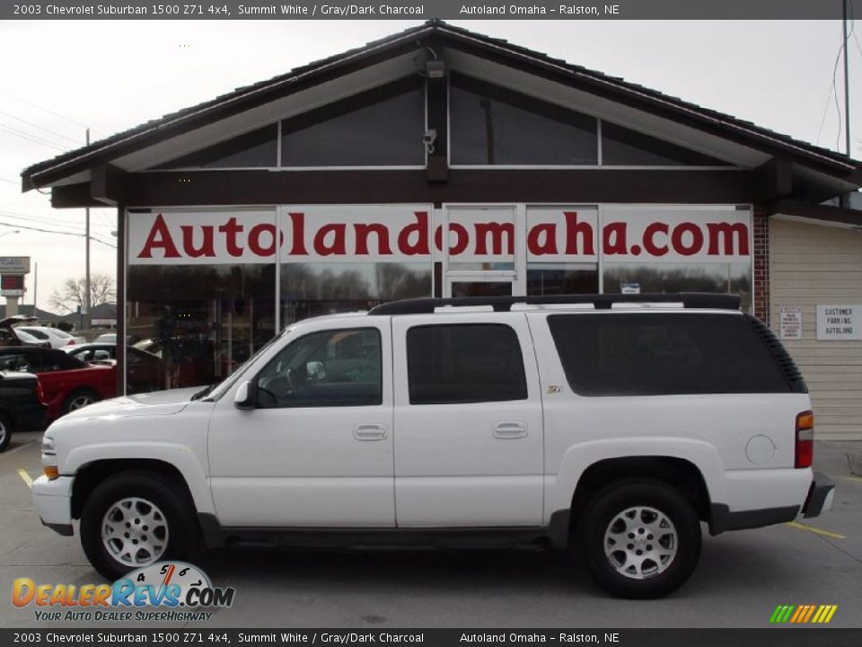 2003 Chevrolet Suburban 1500 Z71 4x4 Summit White / Gray/Dark Charcoal Photo #1