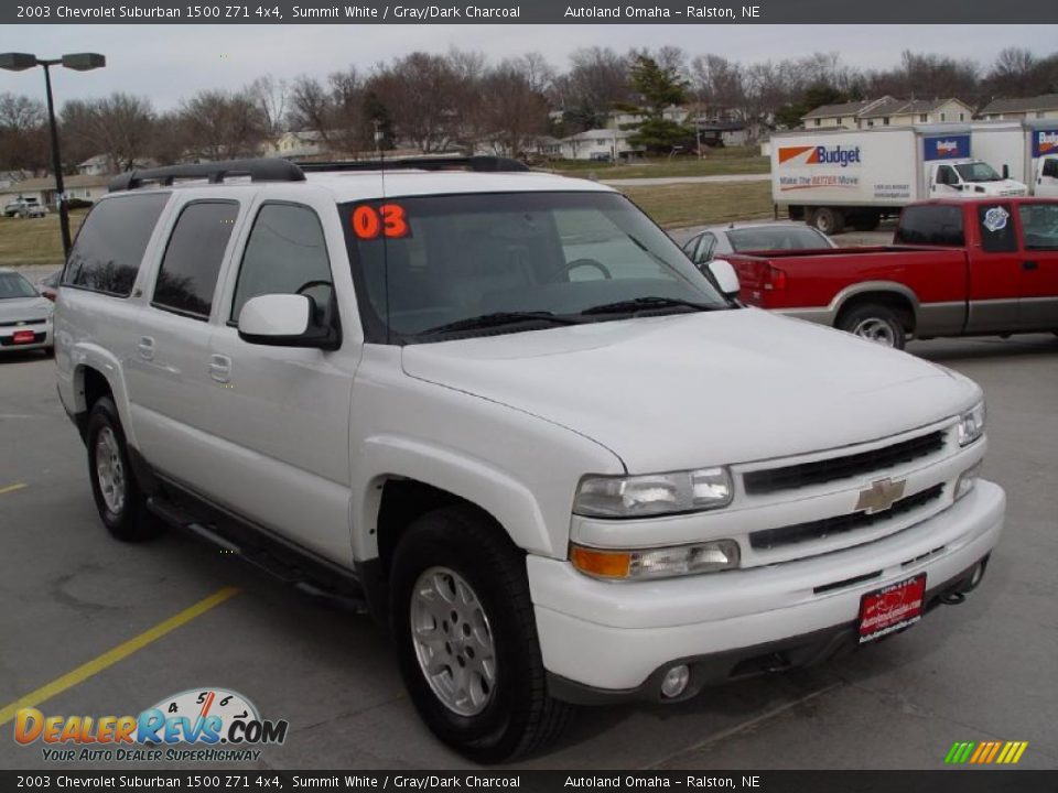 2003 Chevrolet Suburban 1500 Z71 4x4 Summit White / Gray/Dark Charcoal Photo #2