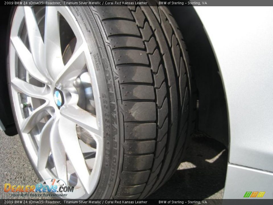 2009 BMW Z4 sDrive35i Roadster Titanium Silver Metallic / Coral Red Kansas Leather Photo #16