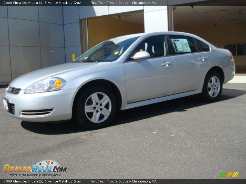 2009 Chevrolet Impala LS Silver Ice Metallic / Gray Photo #2