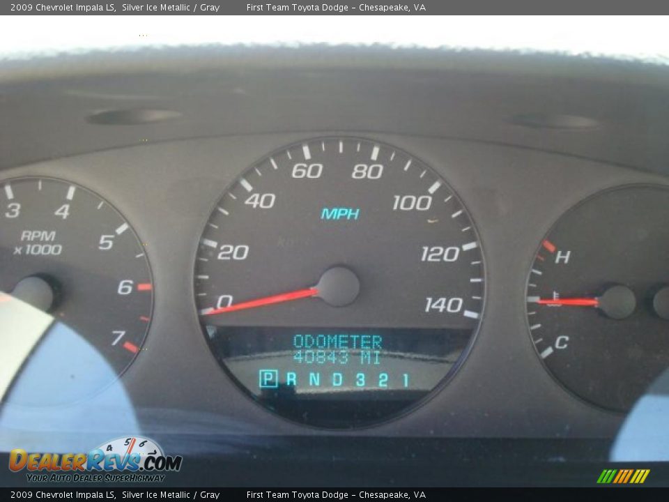 2009 Chevrolet Impala LS Silver Ice Metallic / Gray Photo #14