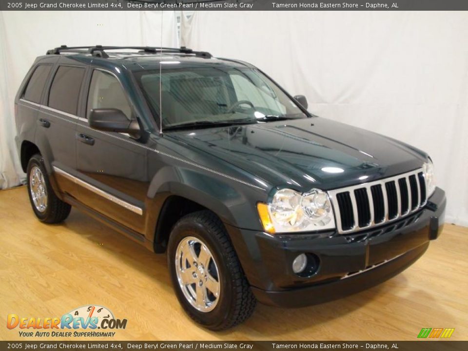 2005 Jeep Grand Cherokee Limited 4x4 Deep Beryl Green Pearl / Medium Slate Gray Photo #2