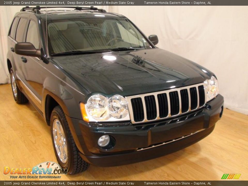 2005 Jeep Grand Cherokee Limited 4x4 Deep Beryl Green Pearl / Medium Slate Gray Photo #3
