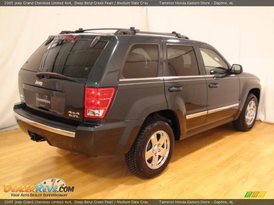 2005 Jeep Grand Cherokee Limited 4x4 Deep Beryl Green Pearl / Medium Slate Gray Photo #11