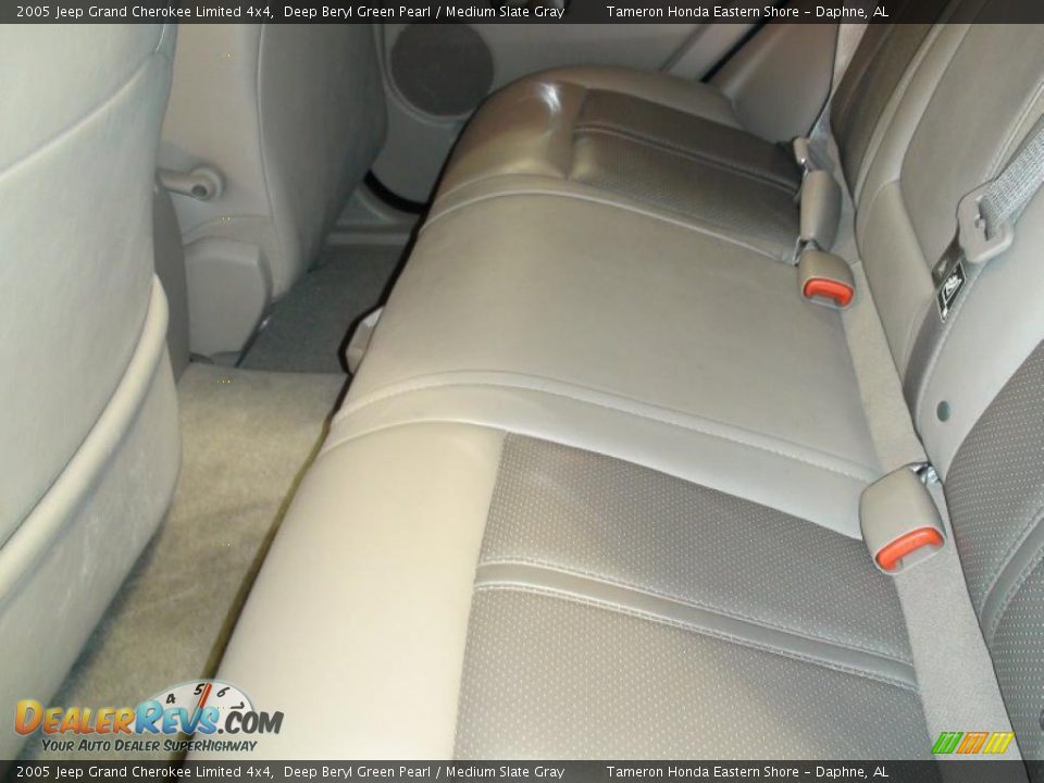 2005 Jeep Grand Cherokee Limited 4x4 Deep Beryl Green Pearl / Medium Slate Gray Photo #27