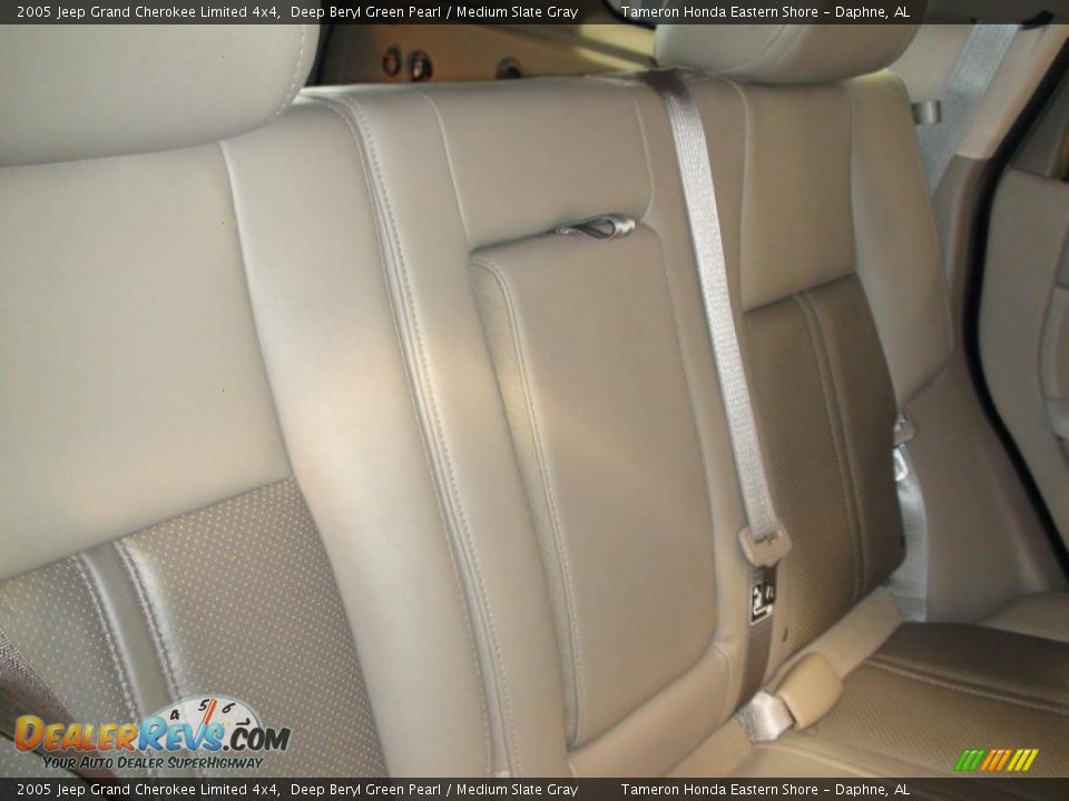 2005 Jeep Grand Cherokee Limited 4x4 Deep Beryl Green Pearl / Medium Slate Gray Photo #30