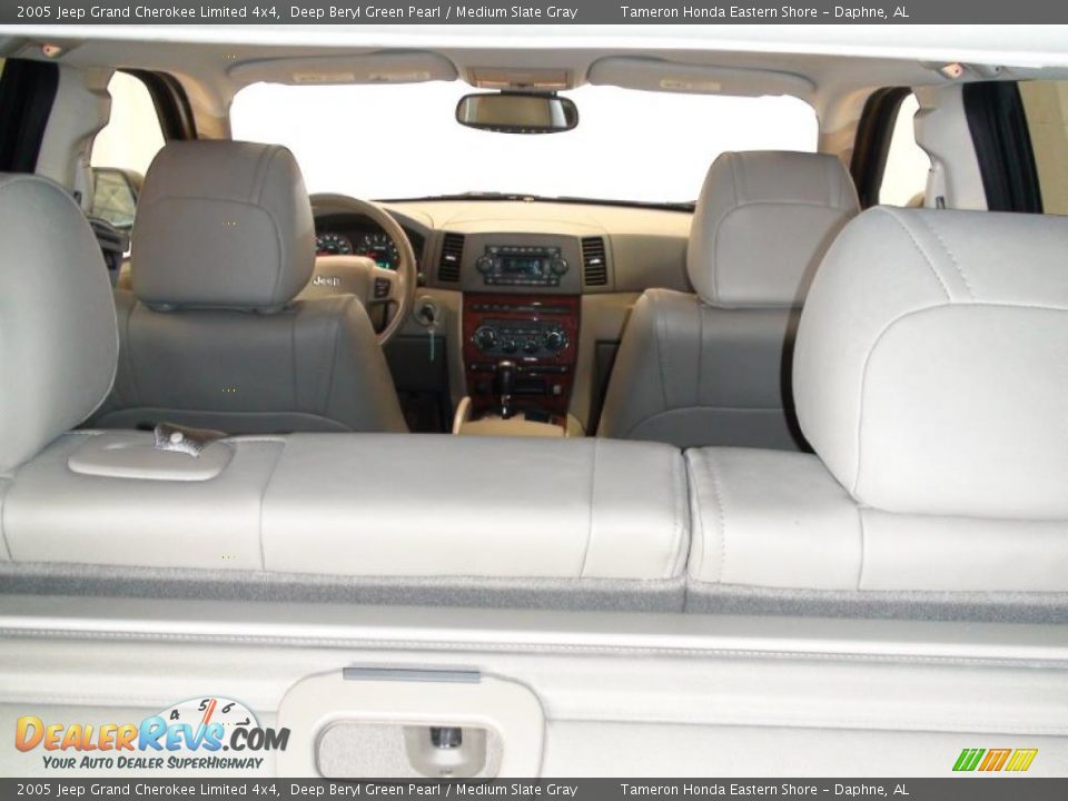 2005 Jeep Grand Cherokee Limited 4x4 Deep Beryl Green Pearl / Medium Slate Gray Photo #32