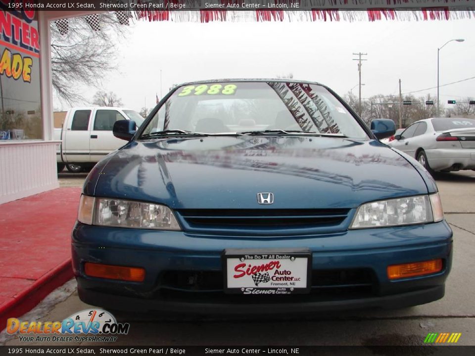 1995 Honda Accord LX Sedan Sherwood Green Pearl / Beige Photo #6